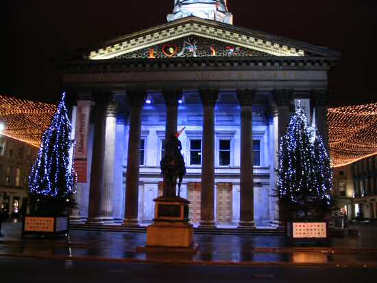 The Modern Art Gallery in Glasgow at Christmas