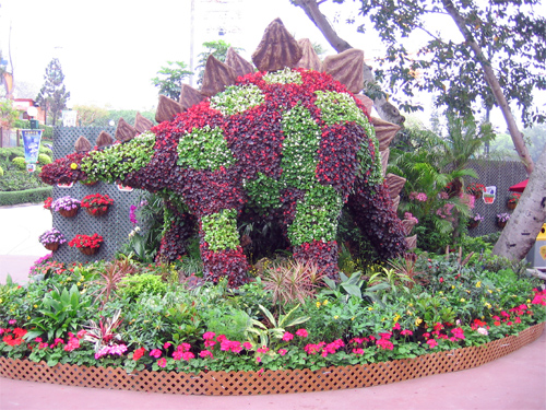 Picture of the Stegosauria at Ocean Park in Hong Kong, China.