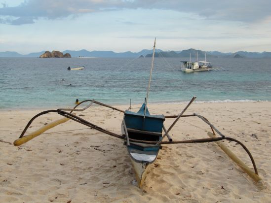 club paradise coron philippines catamaran picture