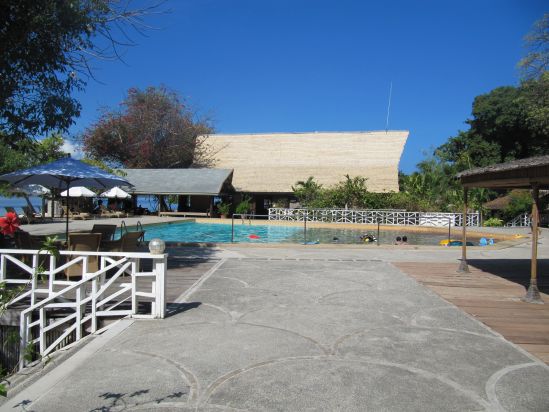 club paradise coron philippines swimming pool side picture