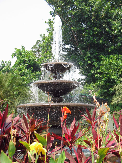 Picture of The Fountain at Fort Santiago, Manila, The Philippines is shown on this page