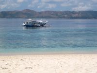 Karen Claire Dive Boat Beach  Picture