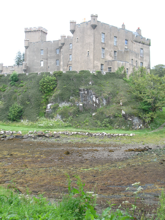 from south west dunvagan castle scotland picture