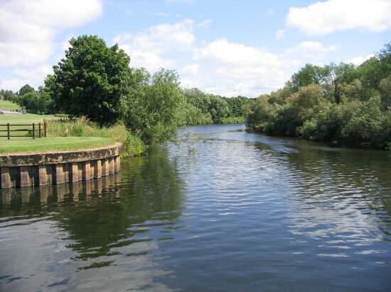 The River Clyde running through Strathclyde Country Park.