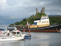 caisteal maol with tugboat isle of skye picture