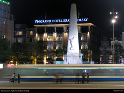 Free Dam Square at Night Amsterdam, Holland, Desktop Wallpaper