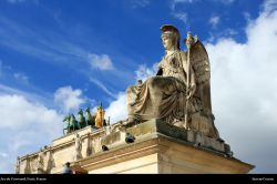 Download Wallpaper of Paris